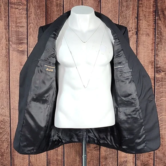 Black Wool Single Breast 2 Button Single Vent Mens Blazer Excellent Condition